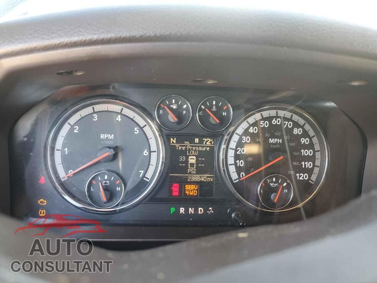 DODGE RAM 1500 2012 - 1C6RD7LT5CS201712