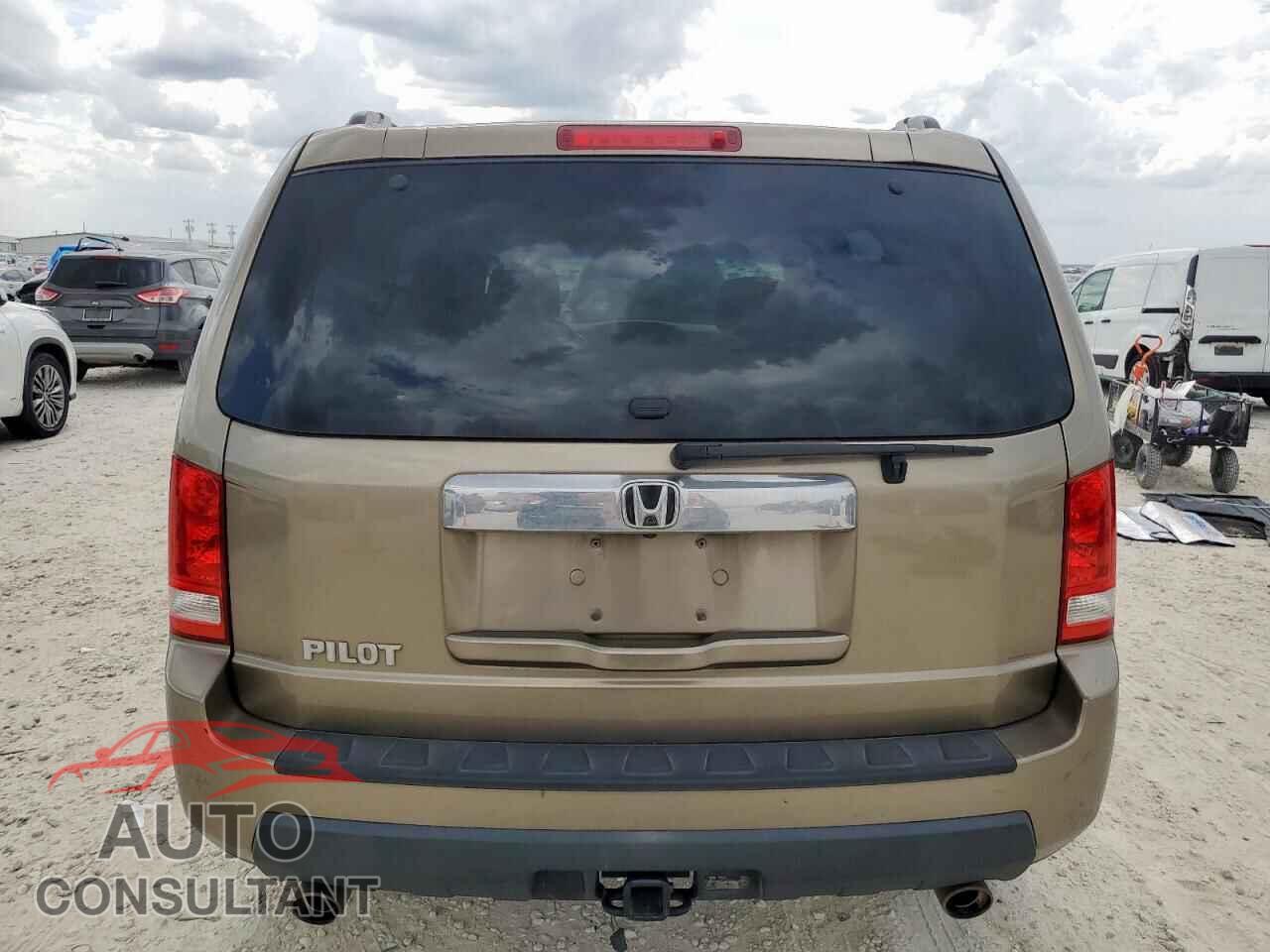 HONDA PILOT 2011 - 5FNYF3H64BB043269