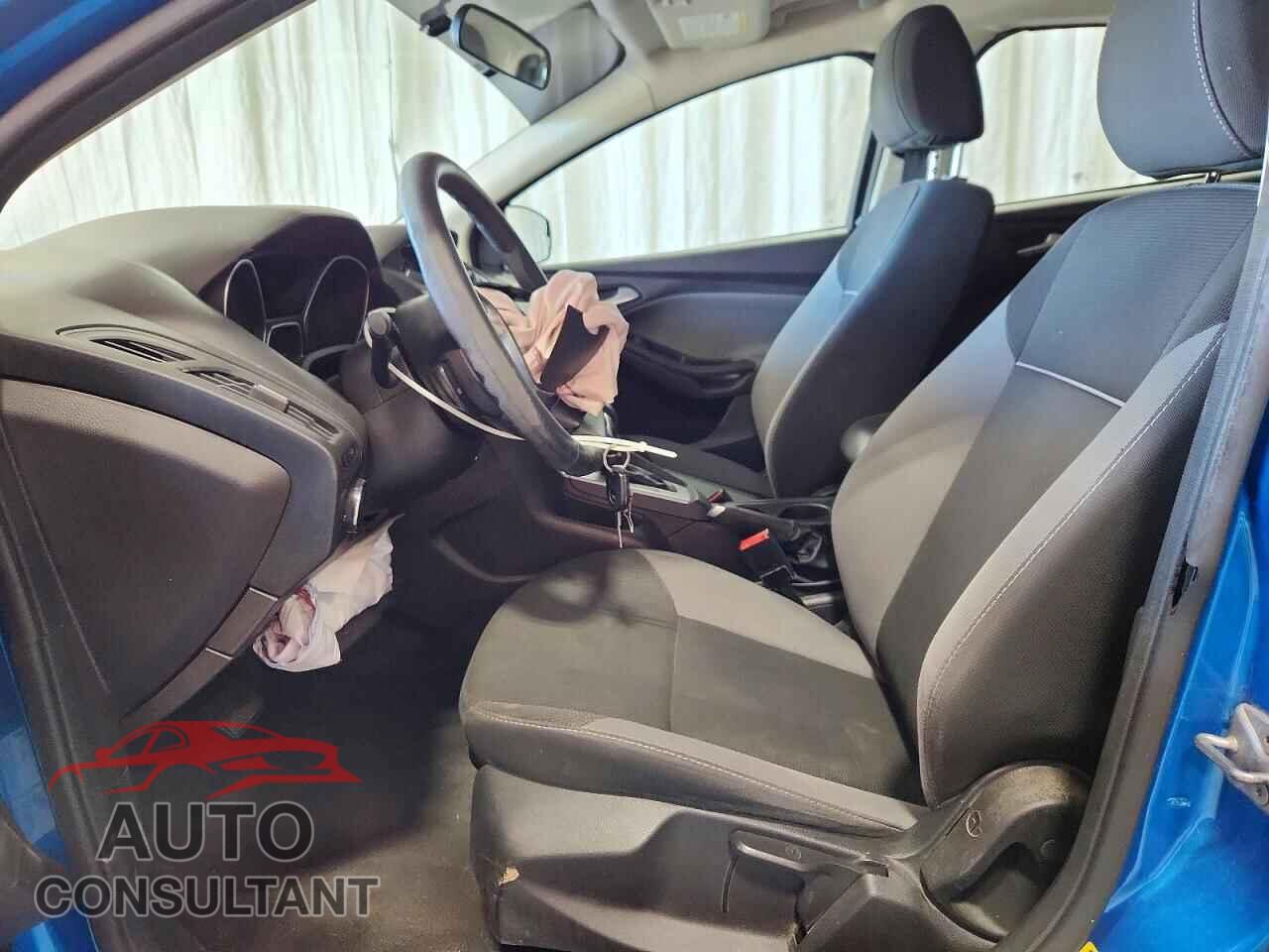 FORD FOCUS 2014 - 1FADP3K26EL174678