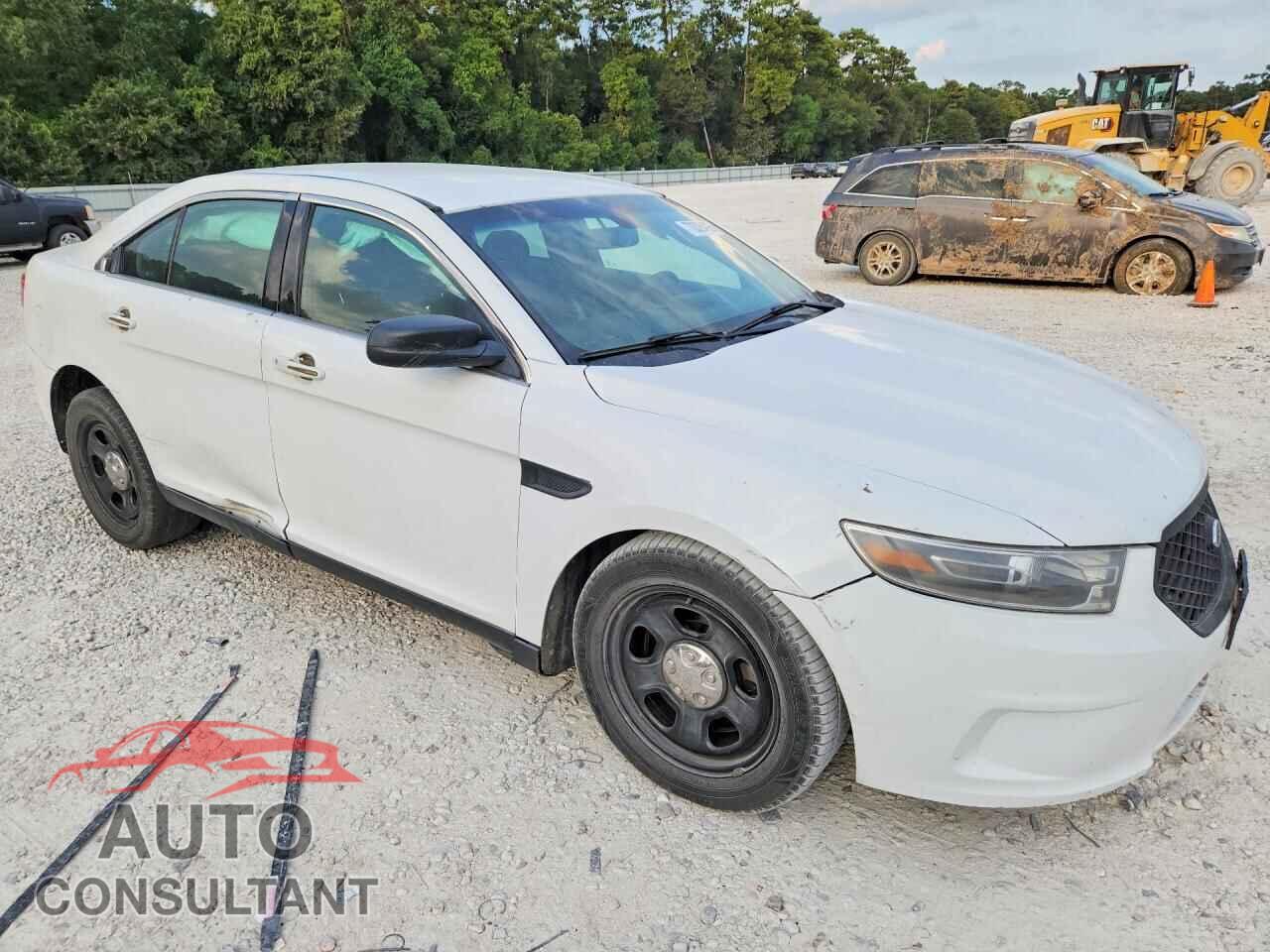 FORD TAURUS 2017 - 1FAHP2L87HG100231