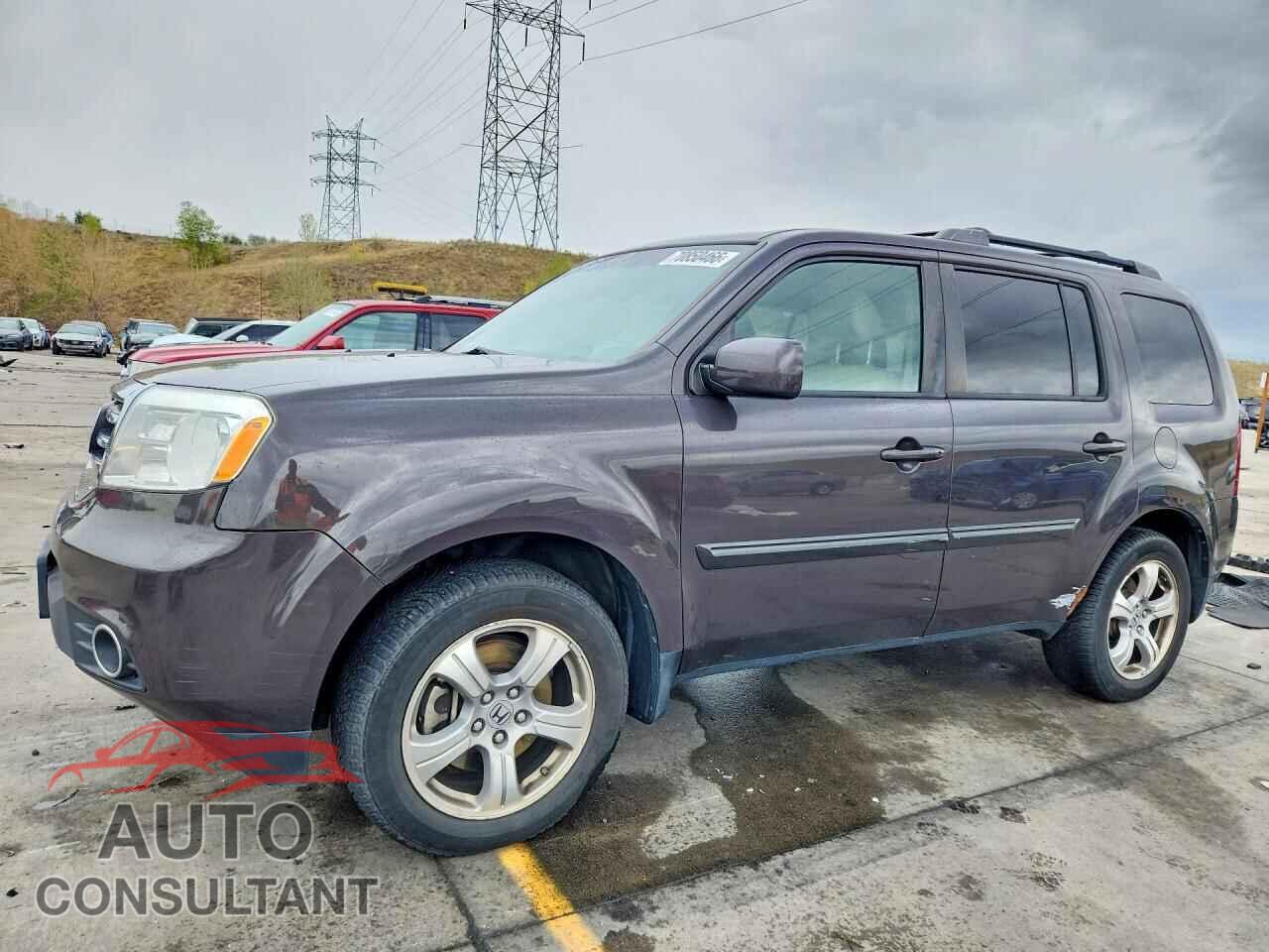HONDA PILOT 2013 - 5FNYF4H59DB016830