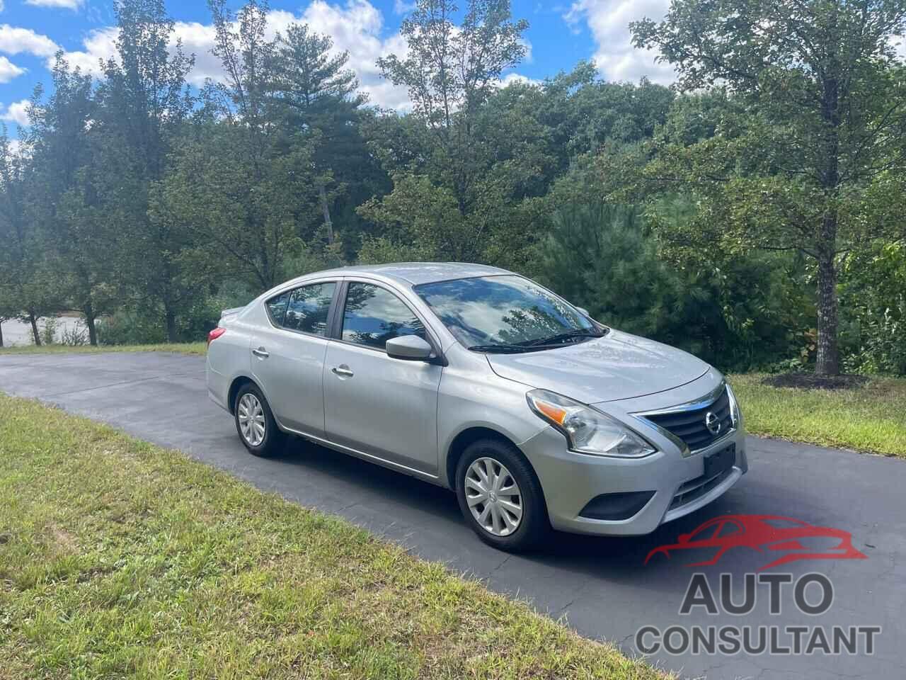 NISSAN VERSA 2017 - 3N1CN7AP1HK418061