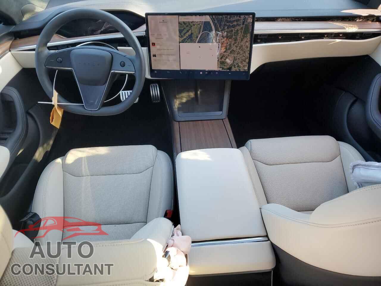TESLA MODEL S 2024 - 5YJSA1E56RF542993