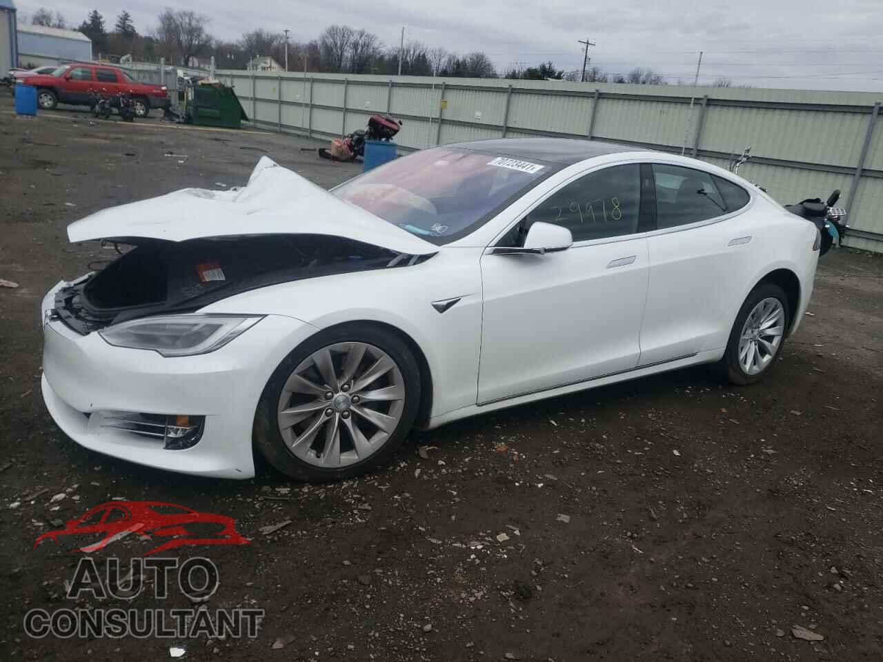 TESLA MODEL S 2018 - 5YJSA1E22JF265527