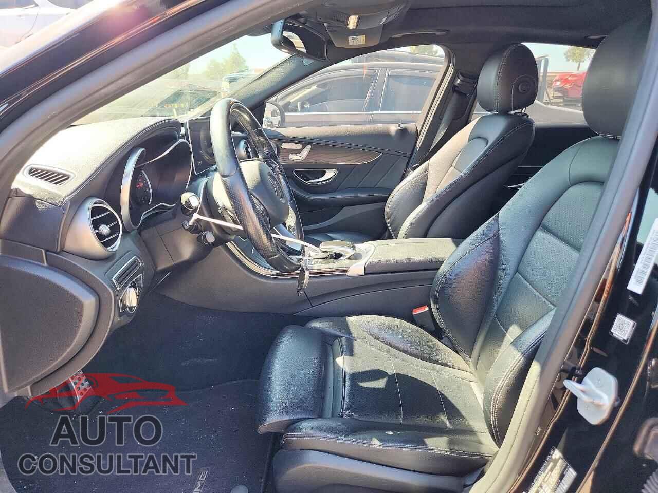 MERCEDES-BENZ C-CLASS 2016 - 55SWF4KB2GU136929