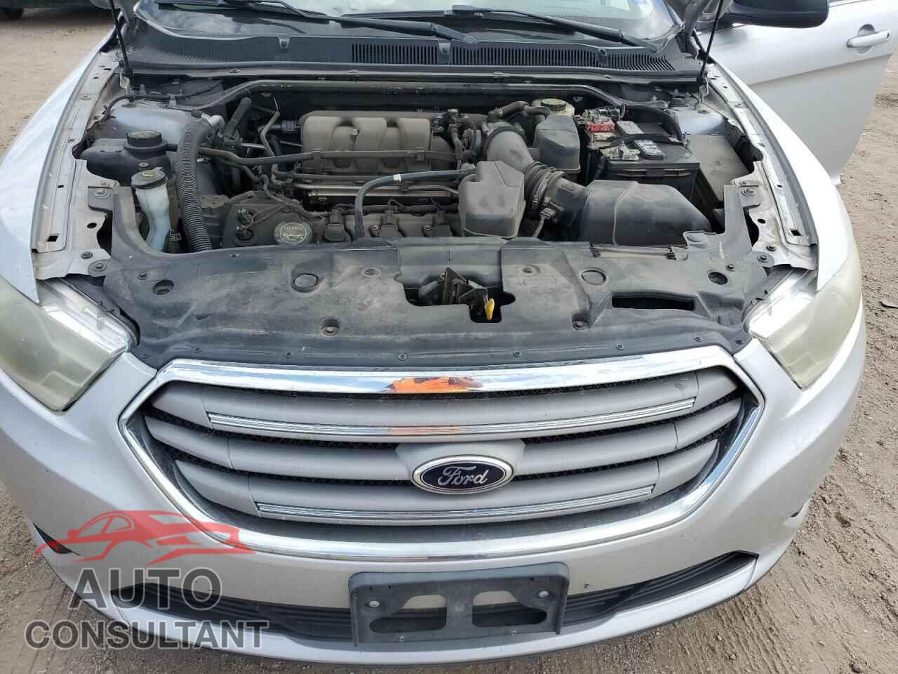 FORD TAURUS 2015 - 1FAHP2D88FG121343