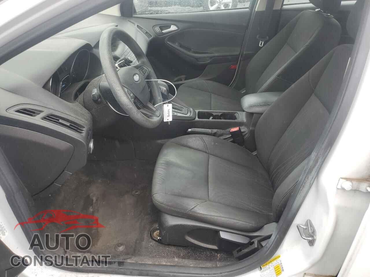 FORD FOCUS 2018 - 1FADP3F28JL224923