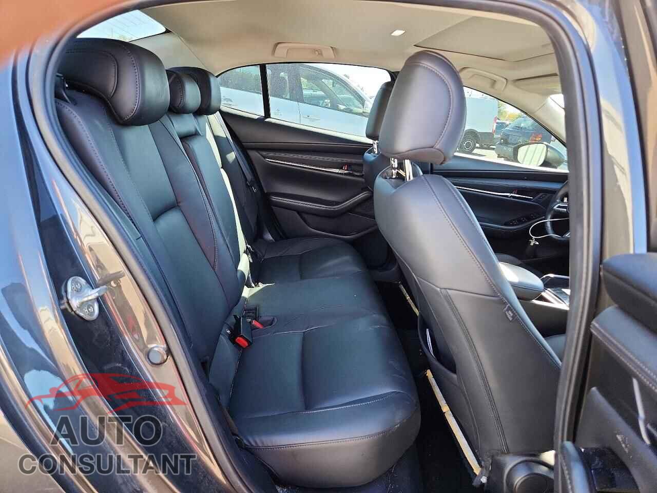 MAZDA 3 2023 - 3MZBPACM0PM376825