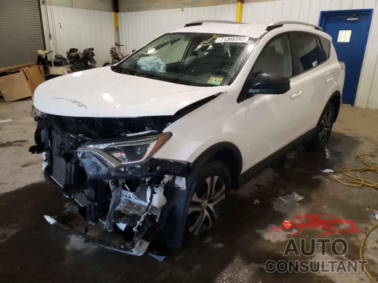 TOYOTA RAV4 2016 - JTMBFREV0GJ055682