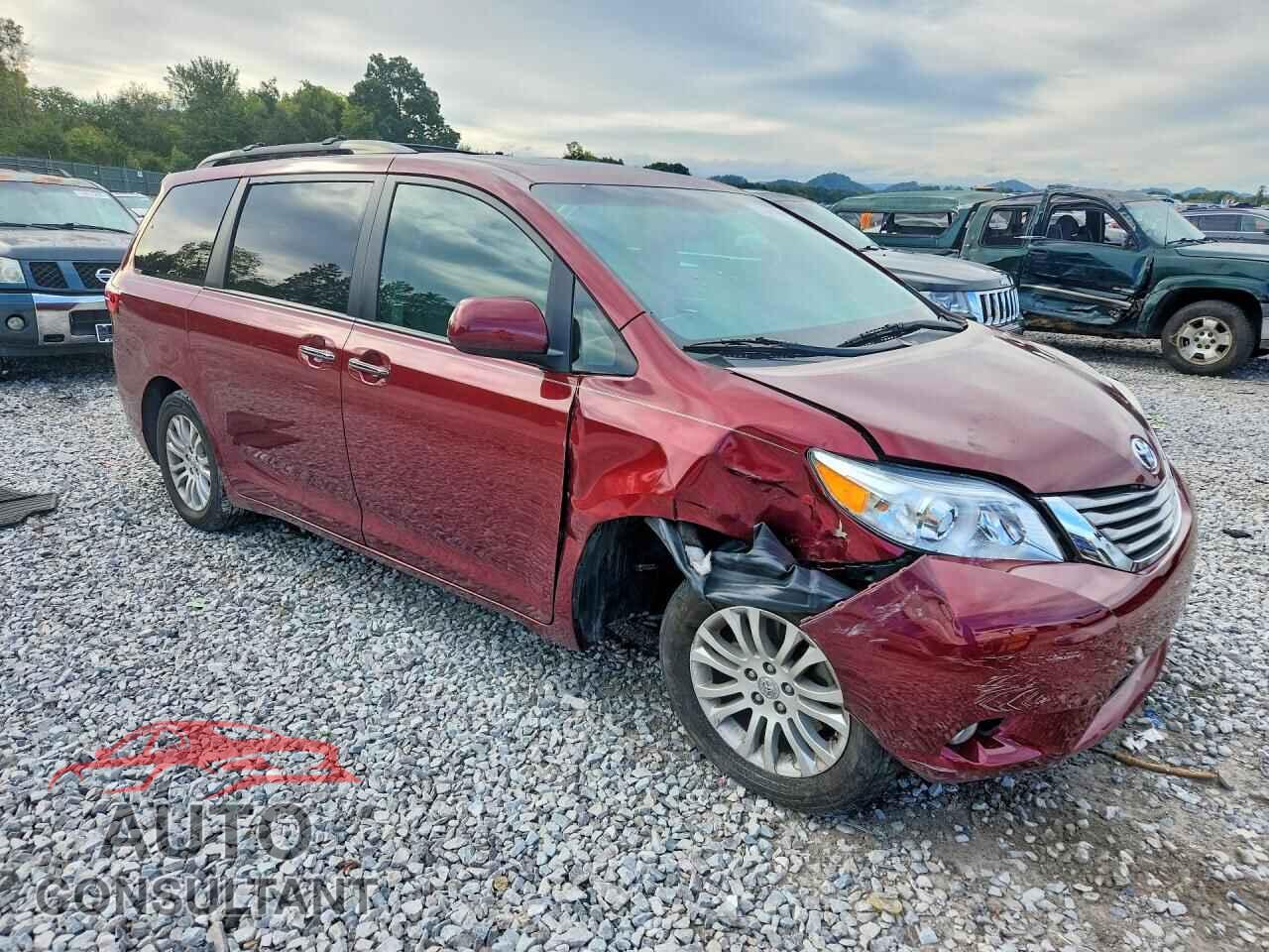 TOYOTA SIENNA 2017 - 5TDYZ3DC8HS816350