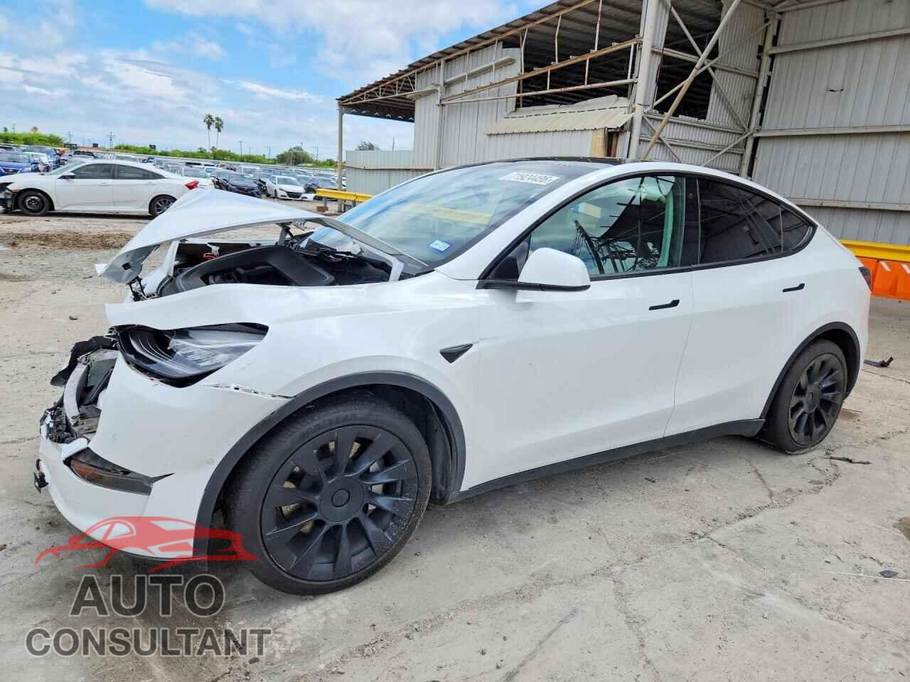 TESLA MODEL Y 2021 - 5YJYGAED1MF210792
