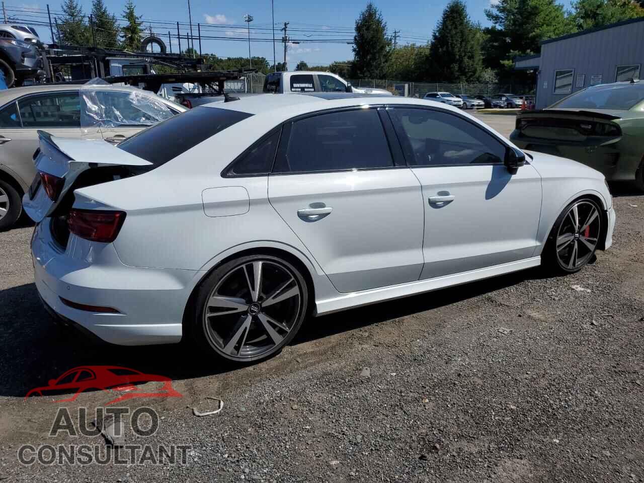AUDI RS3 2019 - WUABWGFF2KA906646