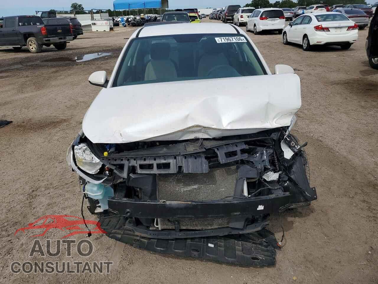 HYUNDAI ACCENT 2019 - 3KPC24A36KE068689