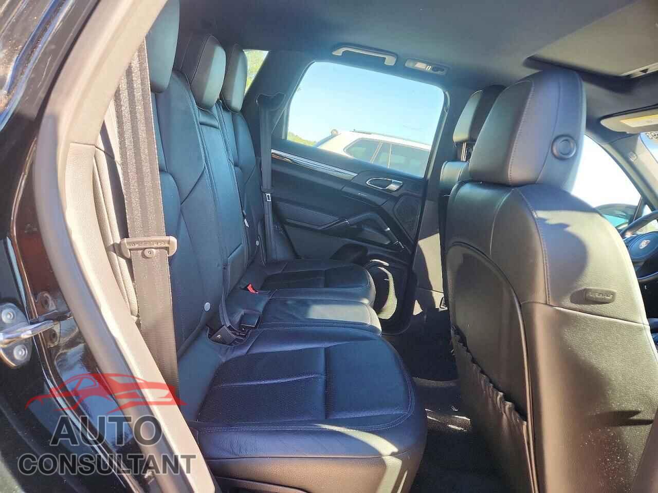 PORSCHE CAYENNE 2014 - WP1AA2A23ELA01662