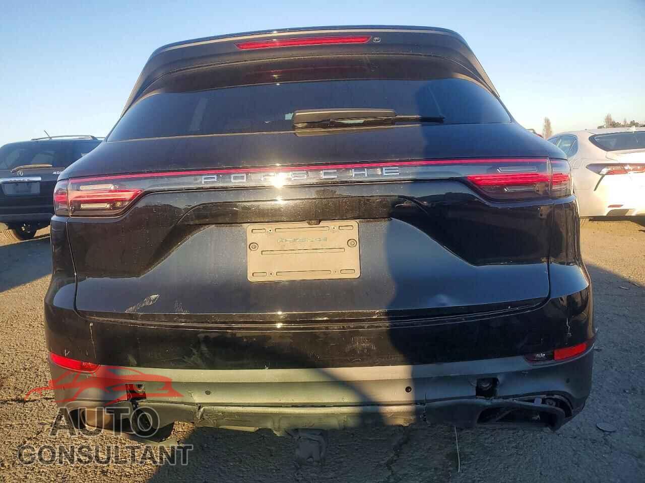 PORSCHE CAYENNE 2020 - WP1AA2AY2LDA10042