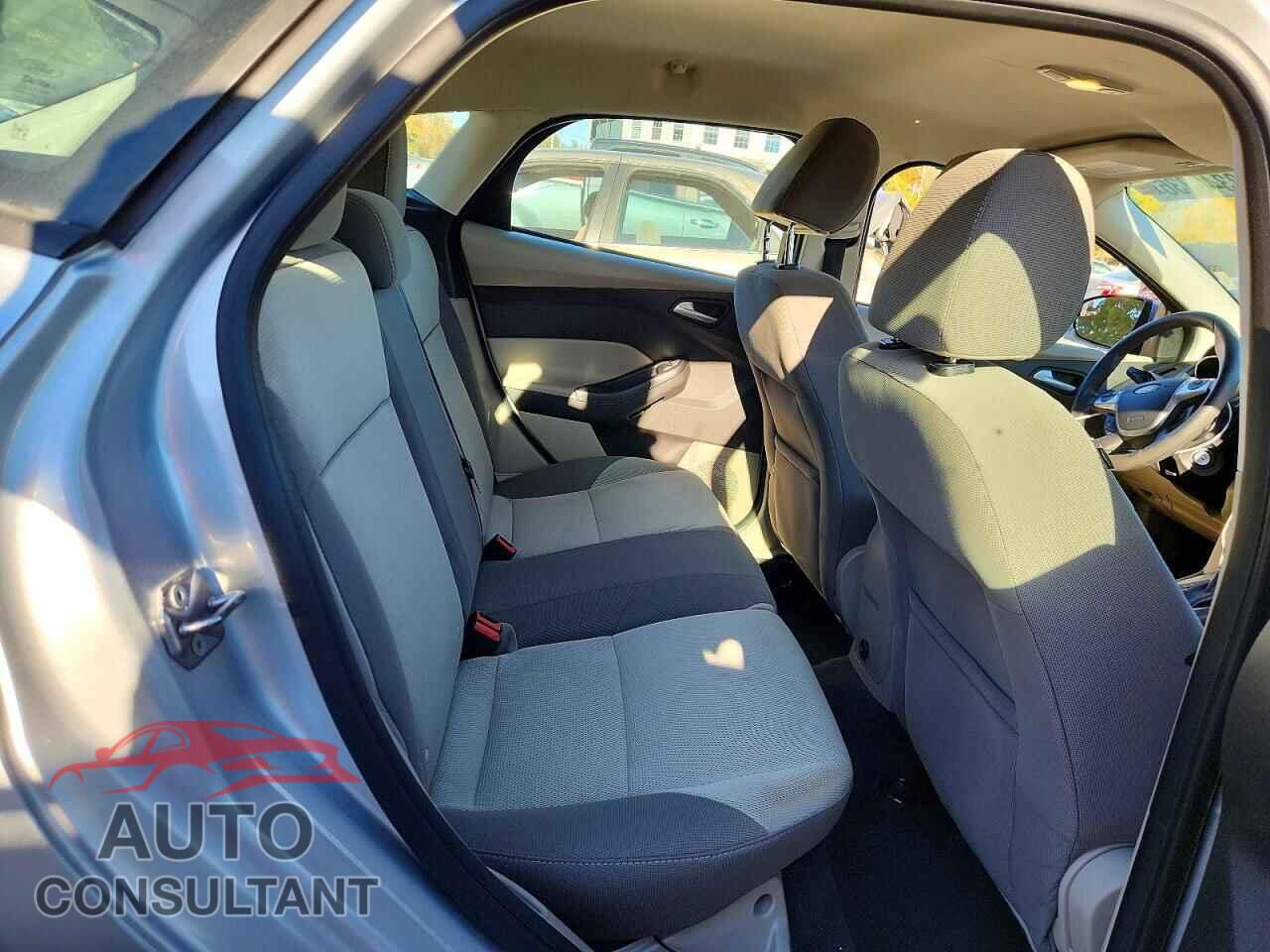 FORD FOCUS 2013 - 1FADP3K28DL295498