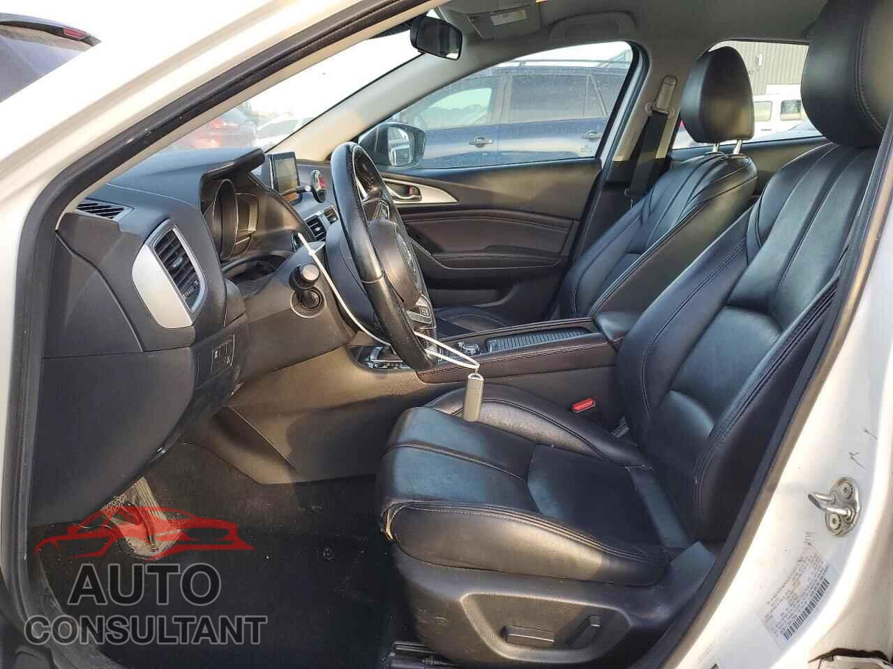 MAZDA 3 2017 - 3MZBN1V73HM127904