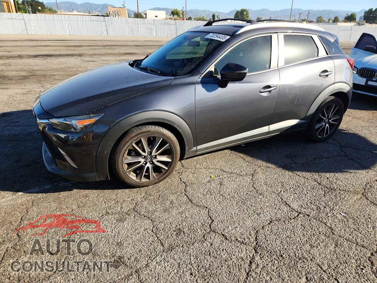 MAZDA CX-3 2017 - JM1DKFC78H0143085