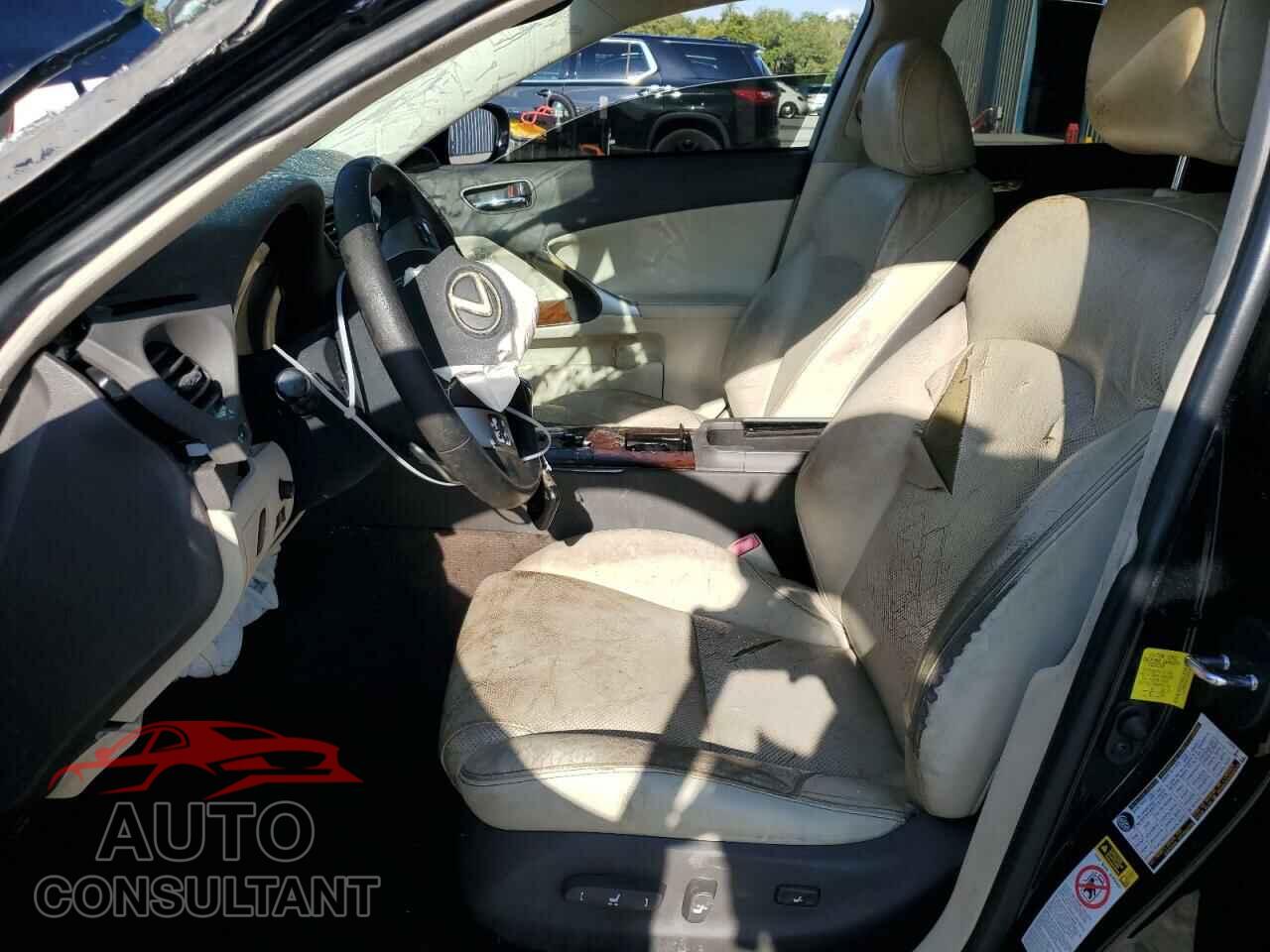 LEXUS IS 2012 - JTHBF5C28C5182019