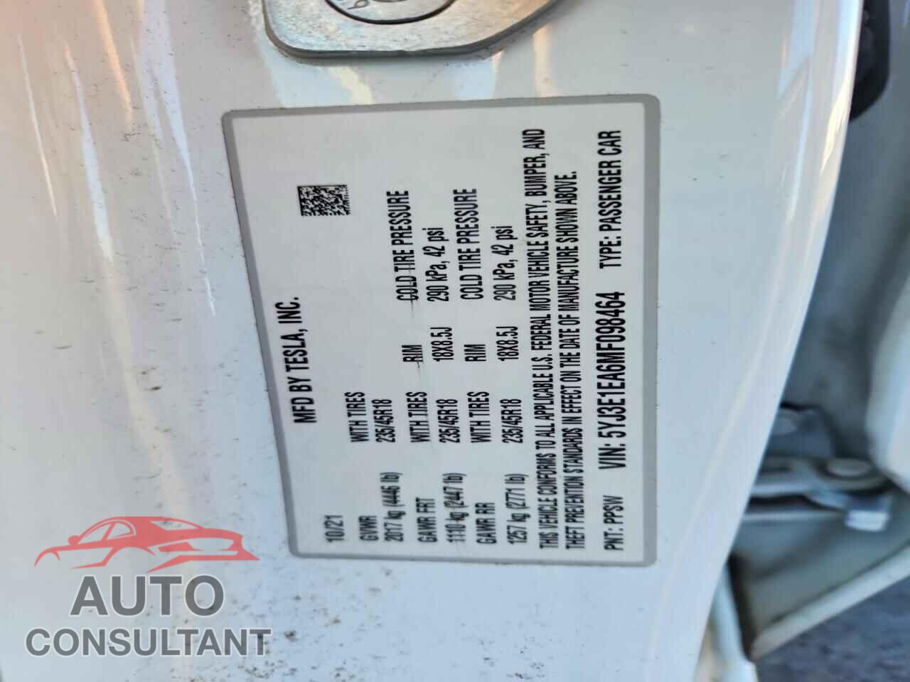 TESLA MODEL 3 2021 - 5YJ3E1EA6MF098464