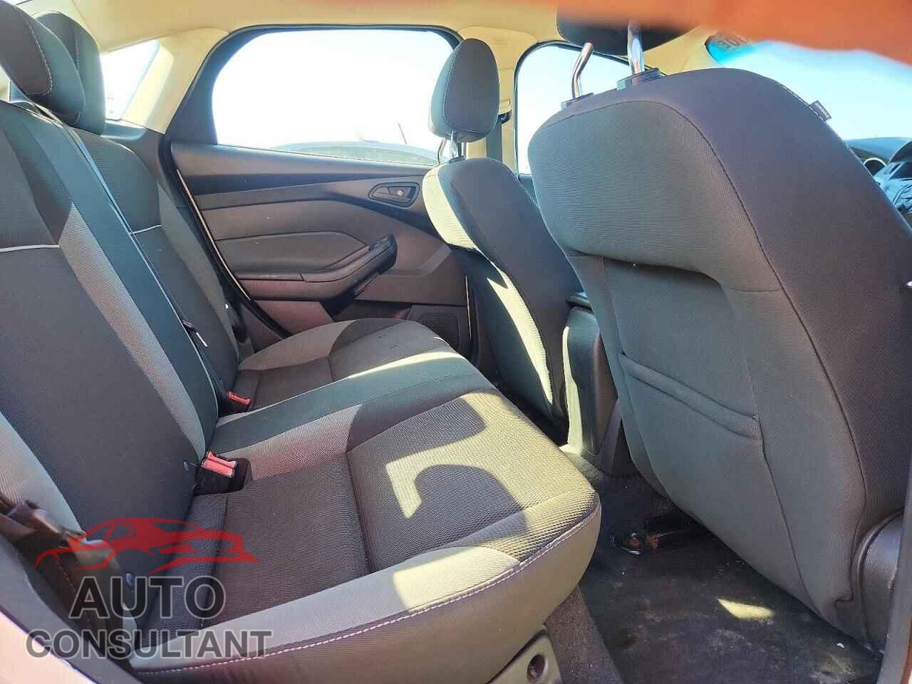 FORD FOCUS 2012 - 1FAHP3F25CL179573