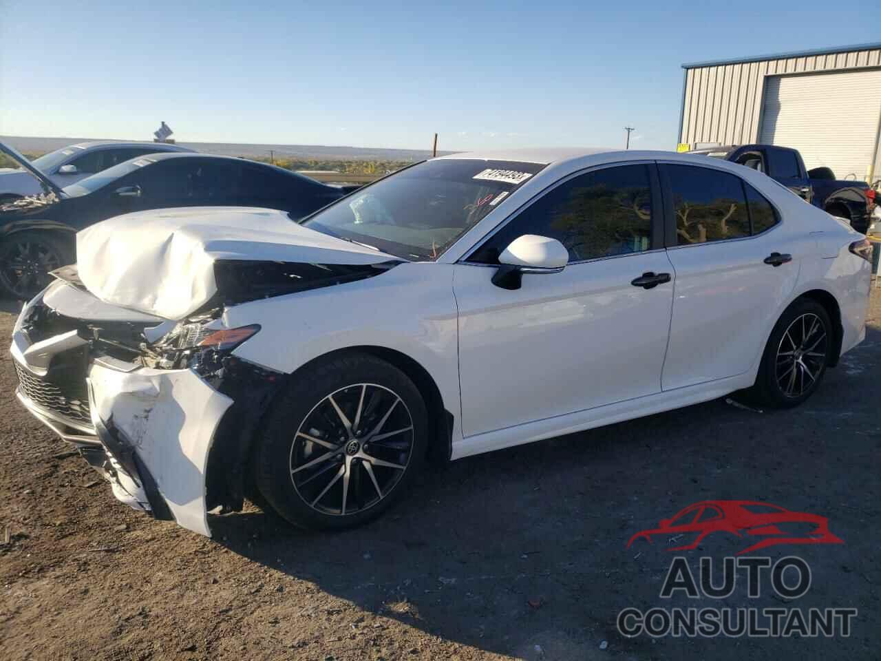 TOYOTA CAMRY 2023 - 4T1G11AK2PU764173