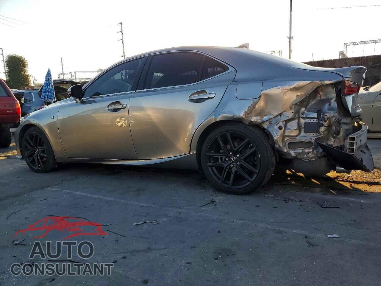 LEXUS IS 2015 - JTHBF1D2XF5056675