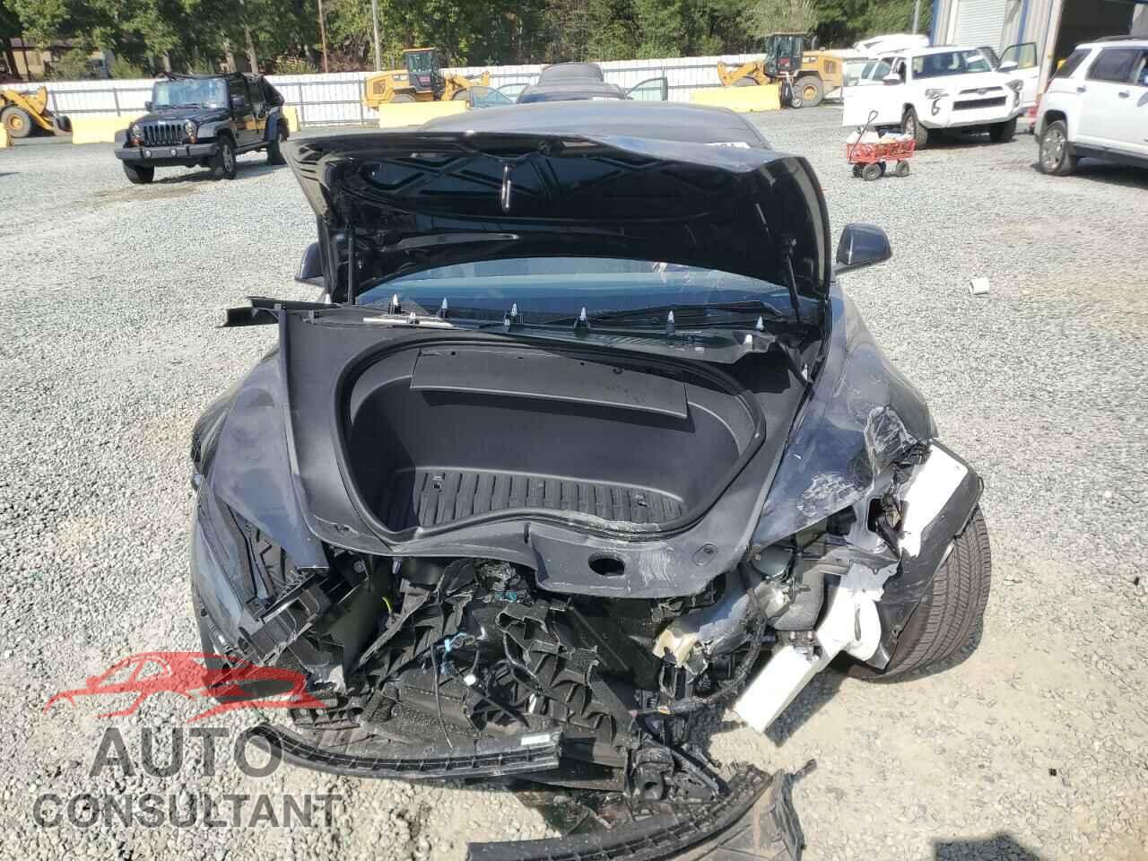 TESLA MODEL 3 2024 - 5YJ3E1EAXRF763549