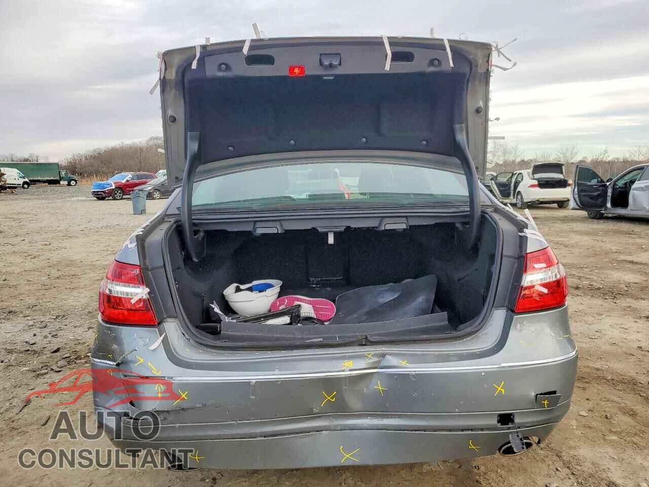 MERCEDES-BENZ E-CLASS 2013 - WDDHF8JB9DA718443