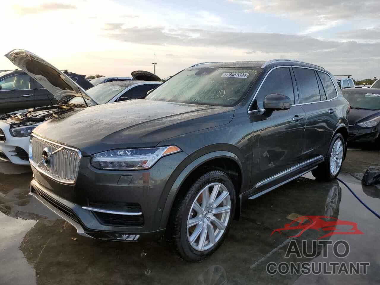 VOLVO XC90 2018 - YV4A22PLXJ1323619