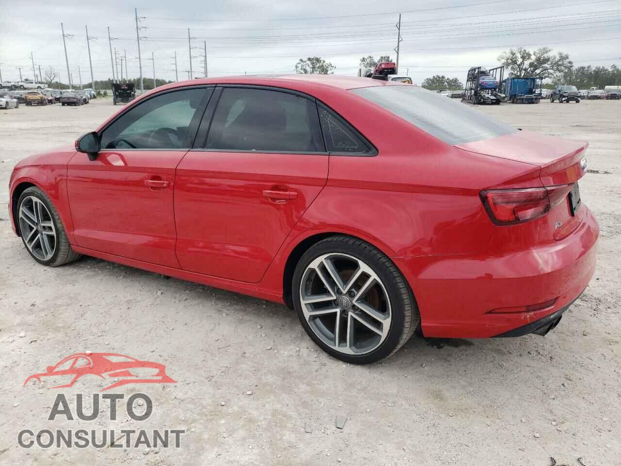 AUDI A3 2019 - WAUAUGFF5KA089636
