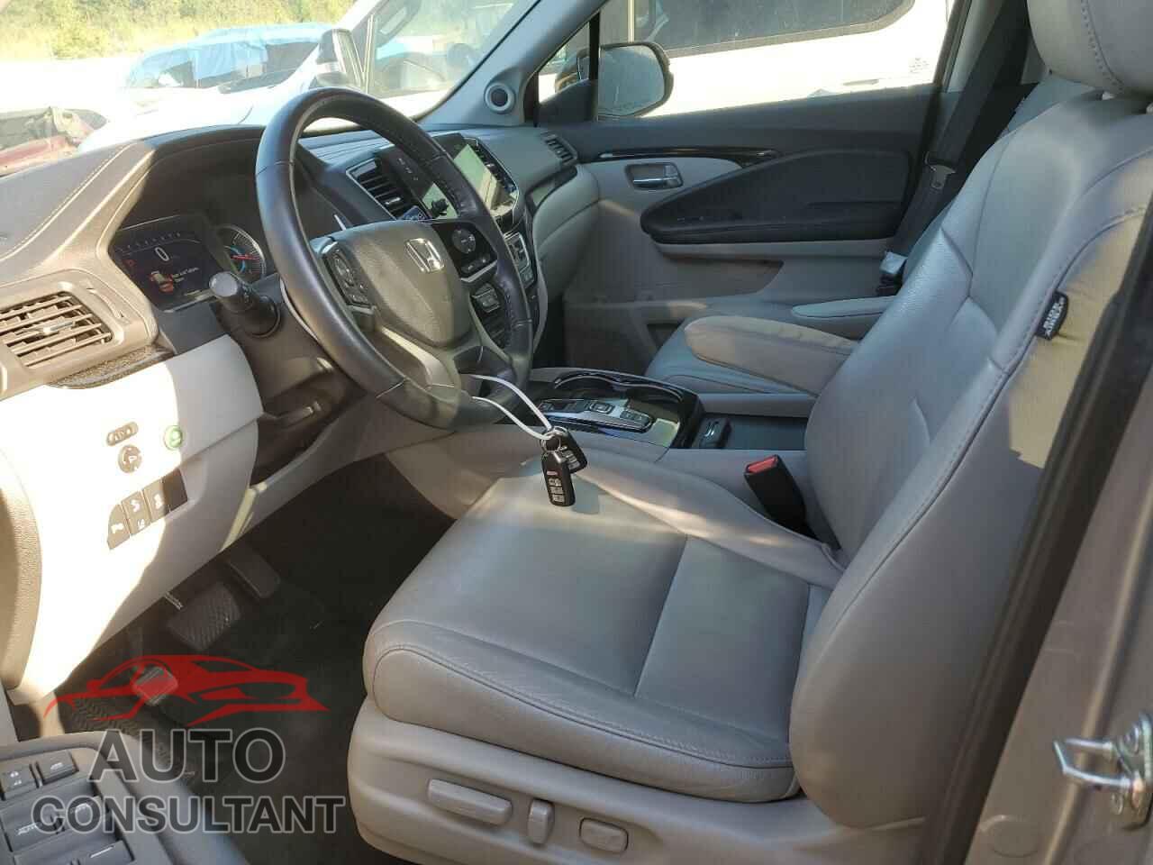 HONDA PILOT 2020 - 5FNYF5H94LB009078