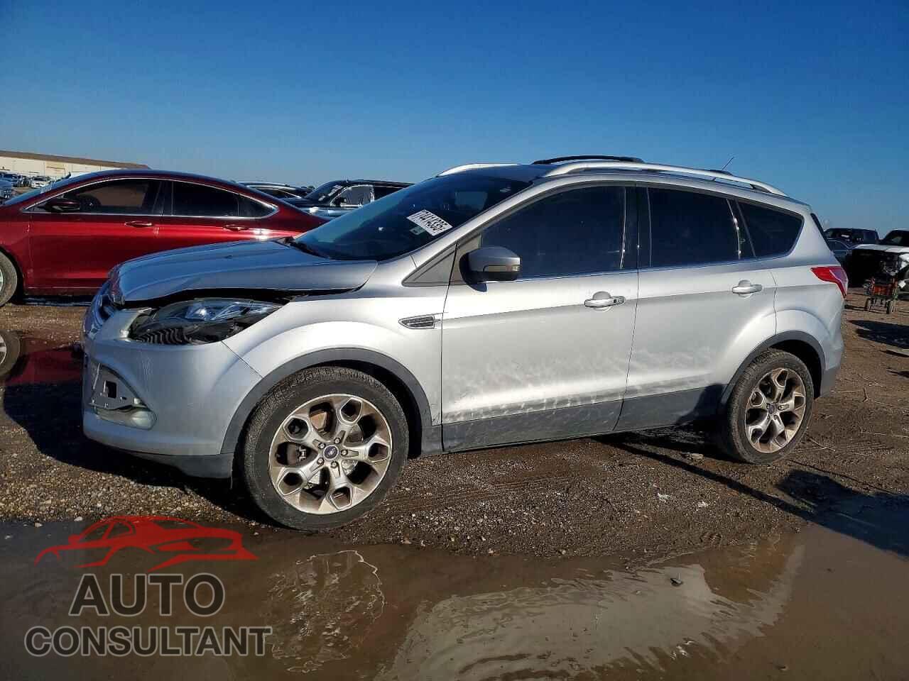 FORD ESCAPE 2013 - 1FMCU0J96DUA78095