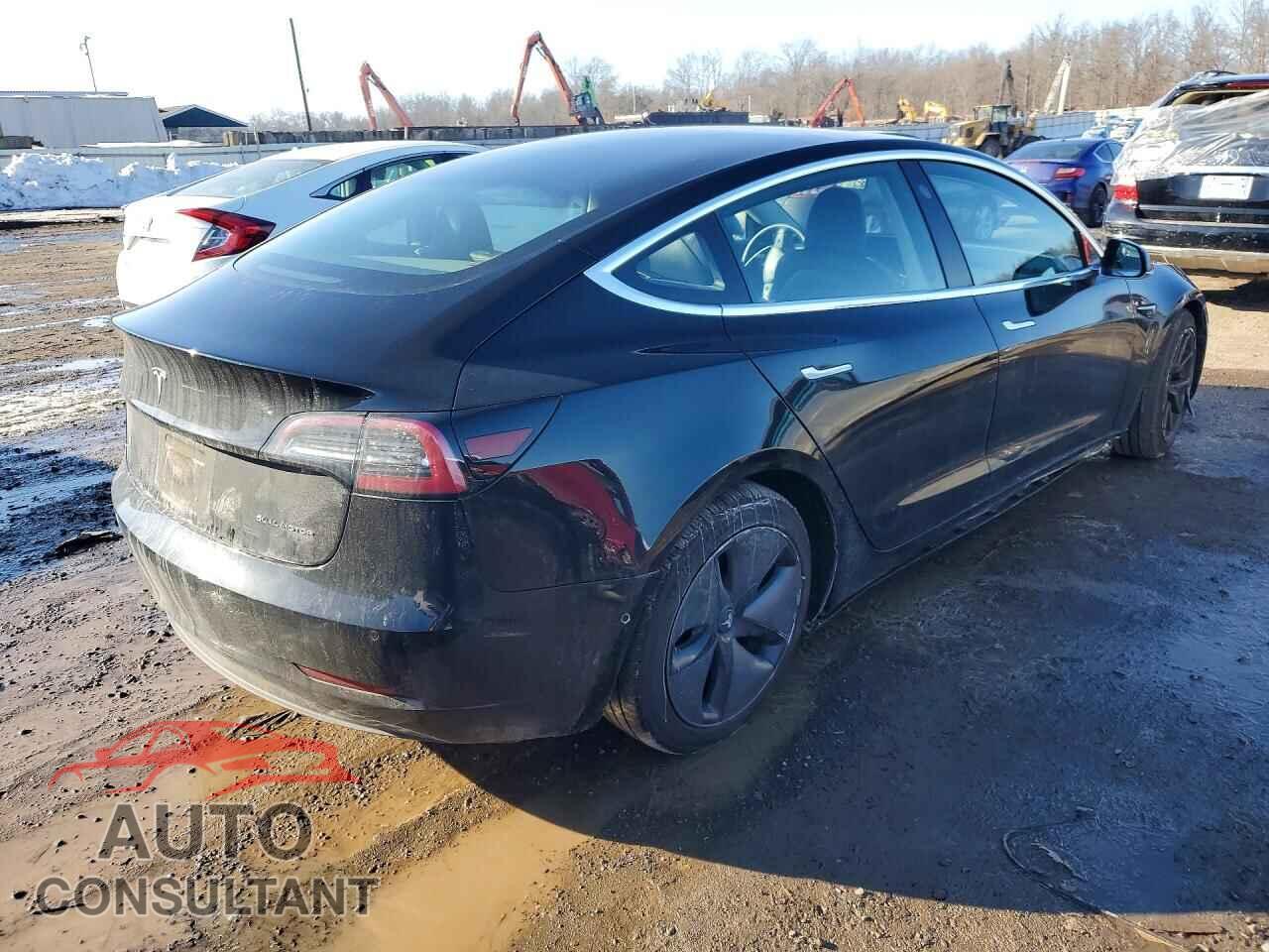 TESLA MODEL 3 2018 - 5YJ3E1EB6JF113517