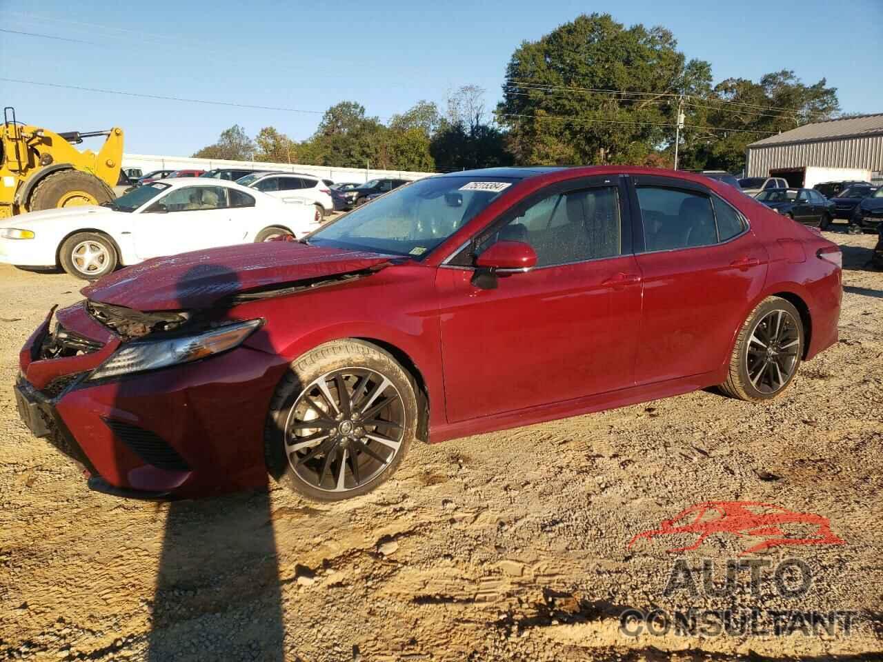 TOYOTA CAMRY 2018 - 4T1B61HKXJU598106