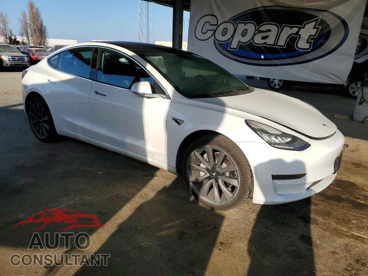 TESLA MODEL 3 2018 - 5YJ3E1EA5JF062941