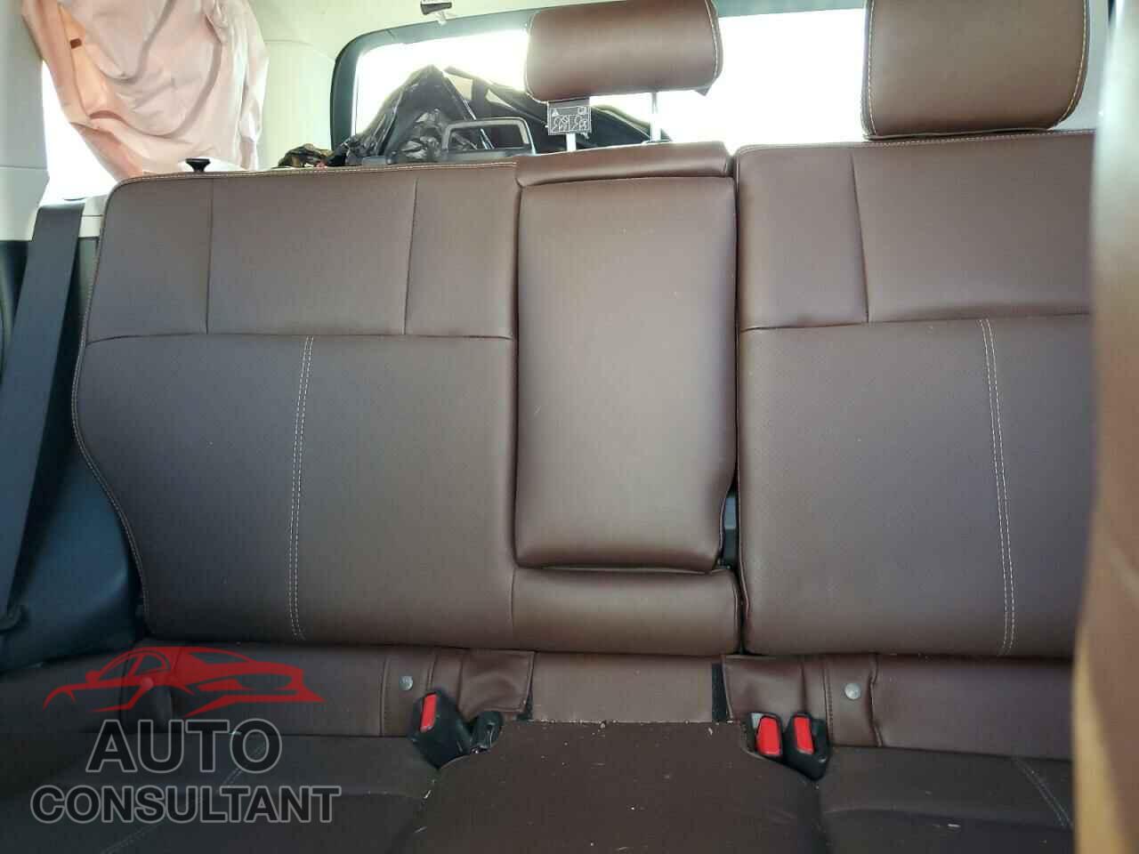 SUBARU FORESTER 2017 - JF2SJAWC7HH803111