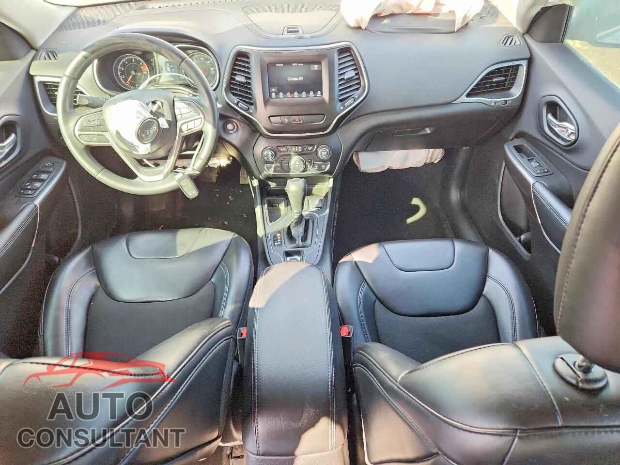 JEEP GRAND CHER 2019 - 1C4PJLLB3KD395846