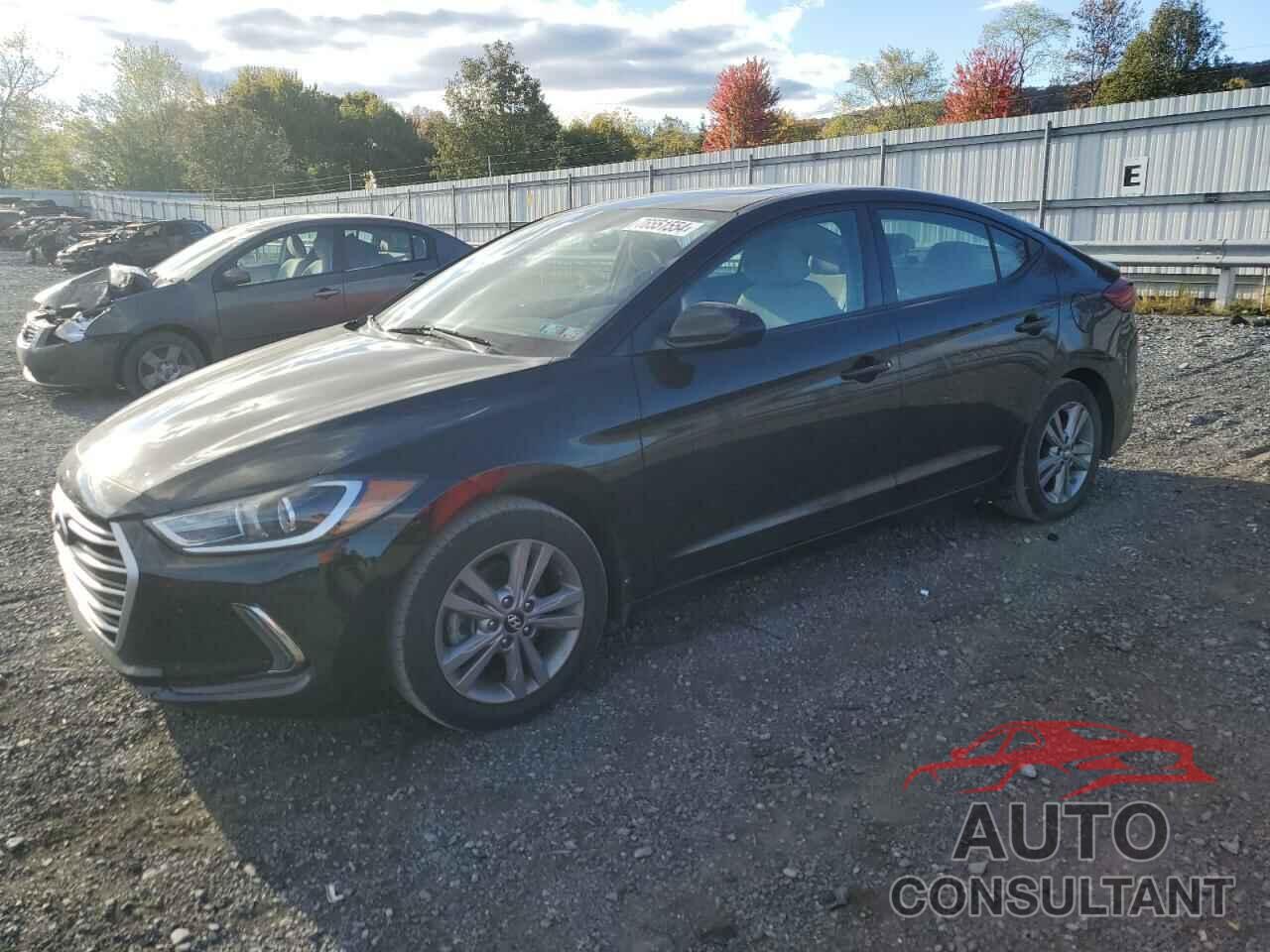 HYUNDAI ELANTRA 2018 - KMHD84LF9JU572031