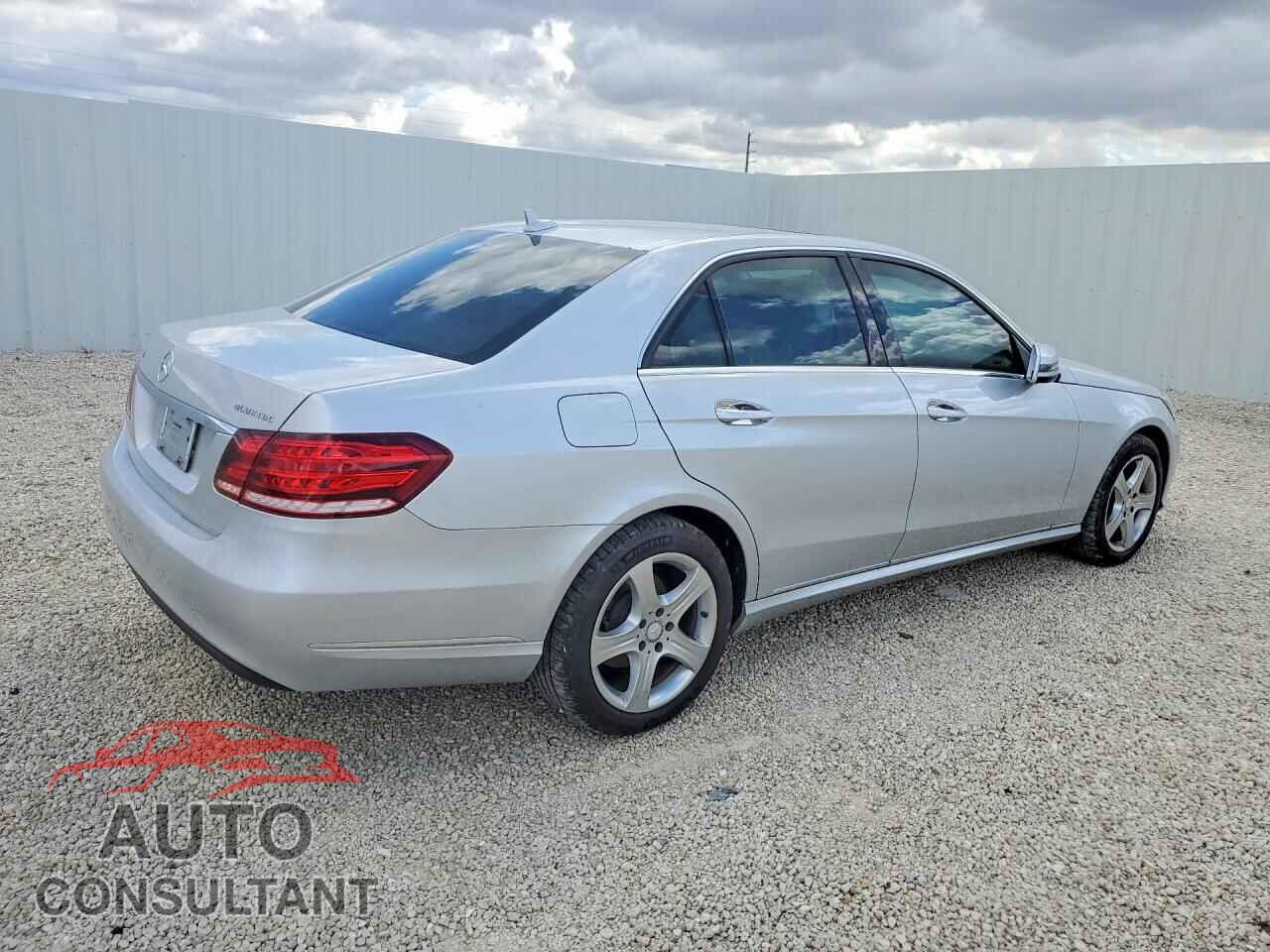 MERCEDES-BENZ E-CLASS 2014 - WDDHF9HB3EB068791
