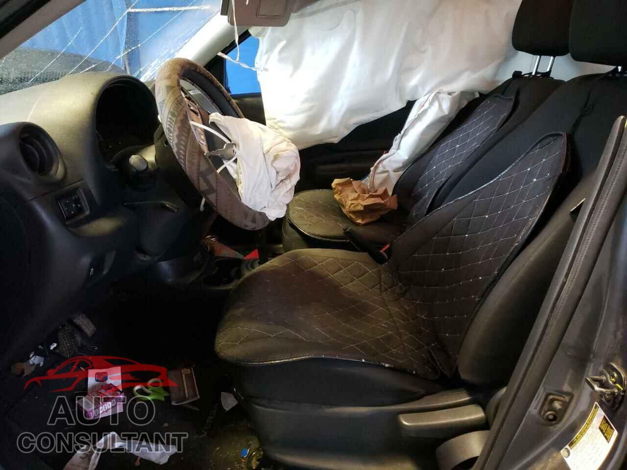 NISSAN VERSA 2019 - 3N1CN7AP3KL814770