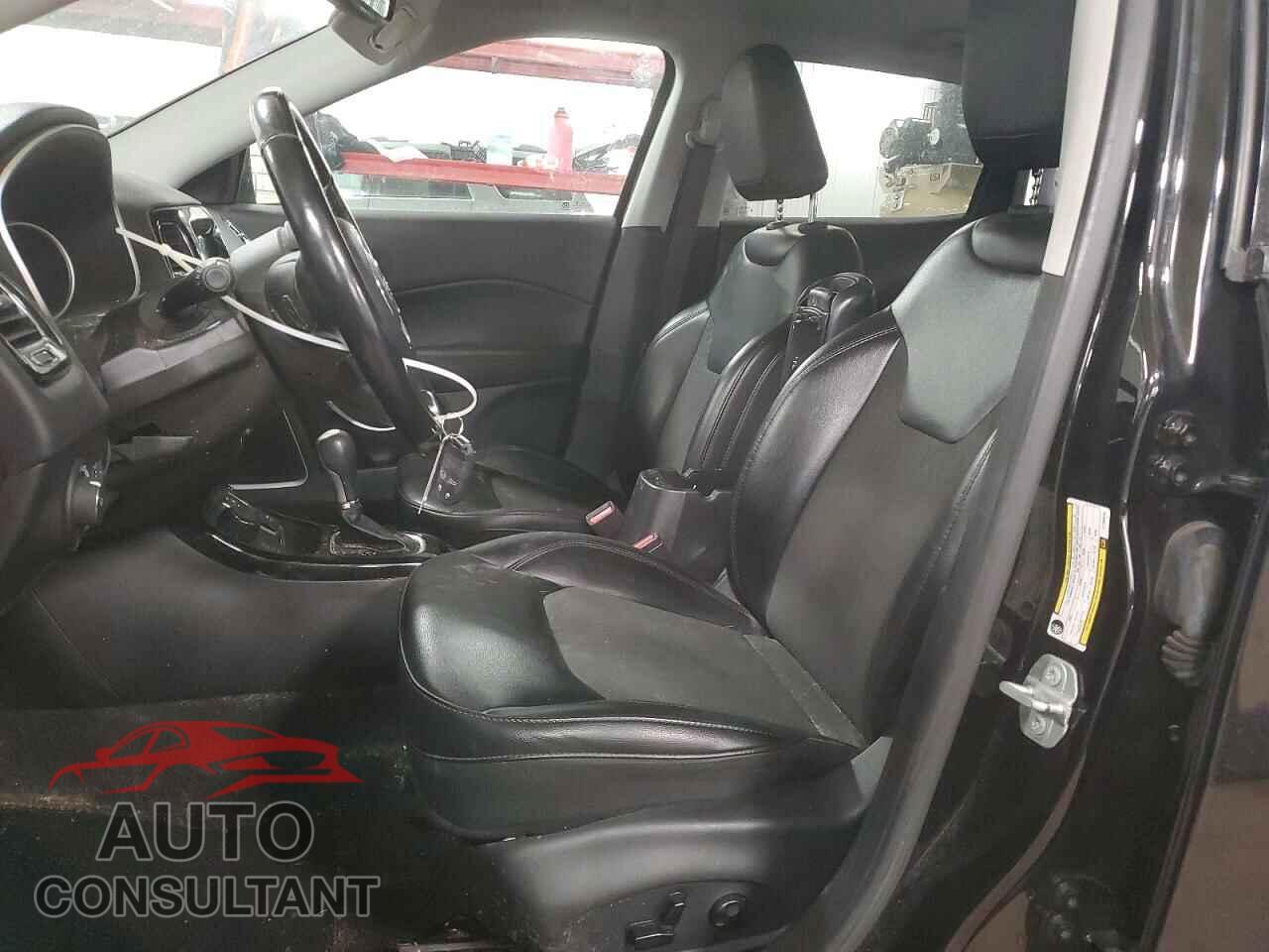 JEEP COMPASS 2020 - 3C4NJDBB4LT160415