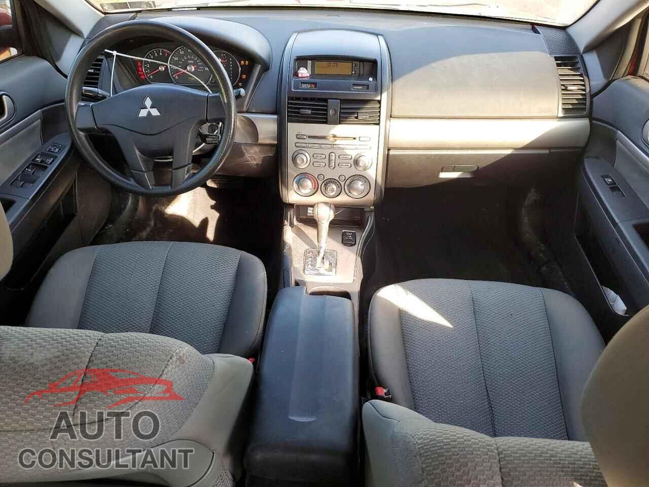 MITSUBISHI GALANT 2011 - 4A32B2FF2BE017878