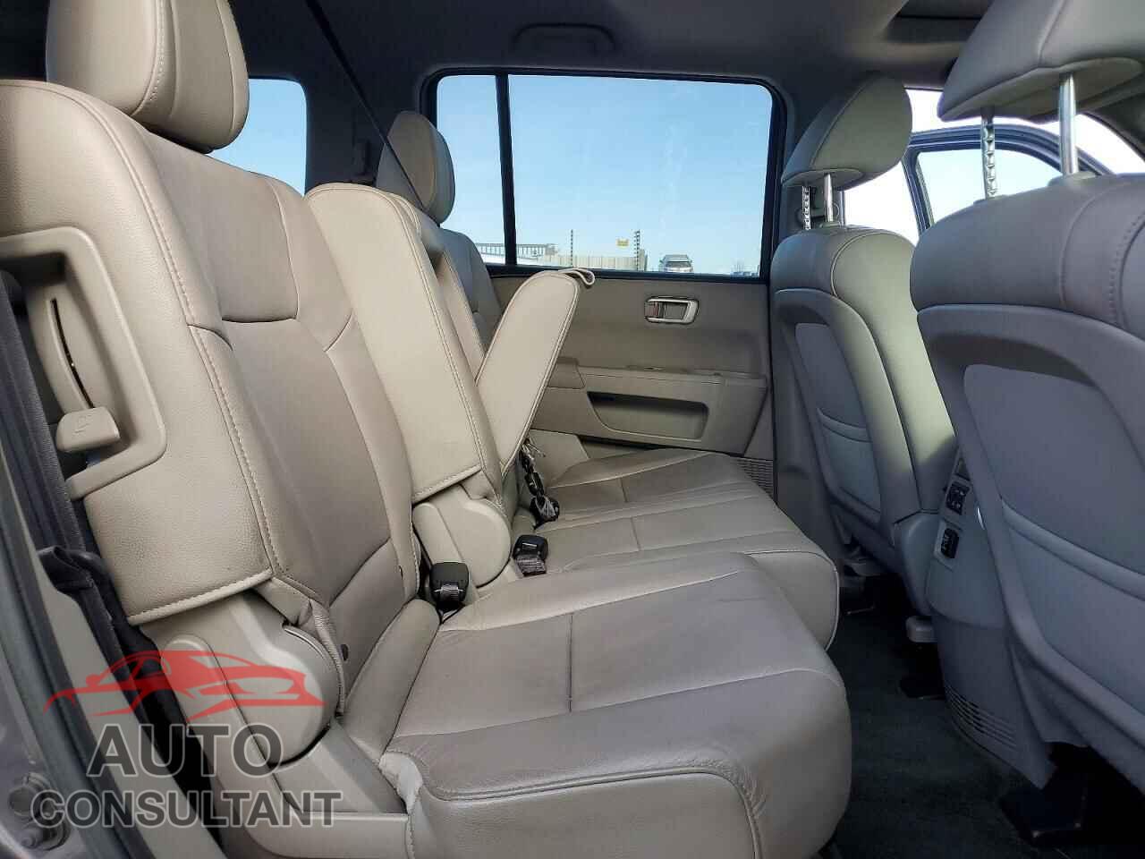 HONDA PILOT 2014 - 5FNYF3H58EB012246
