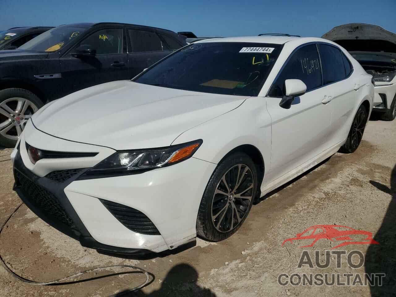 TOYOTA CAMRY 2019 - 4T1B11HK1KU679544