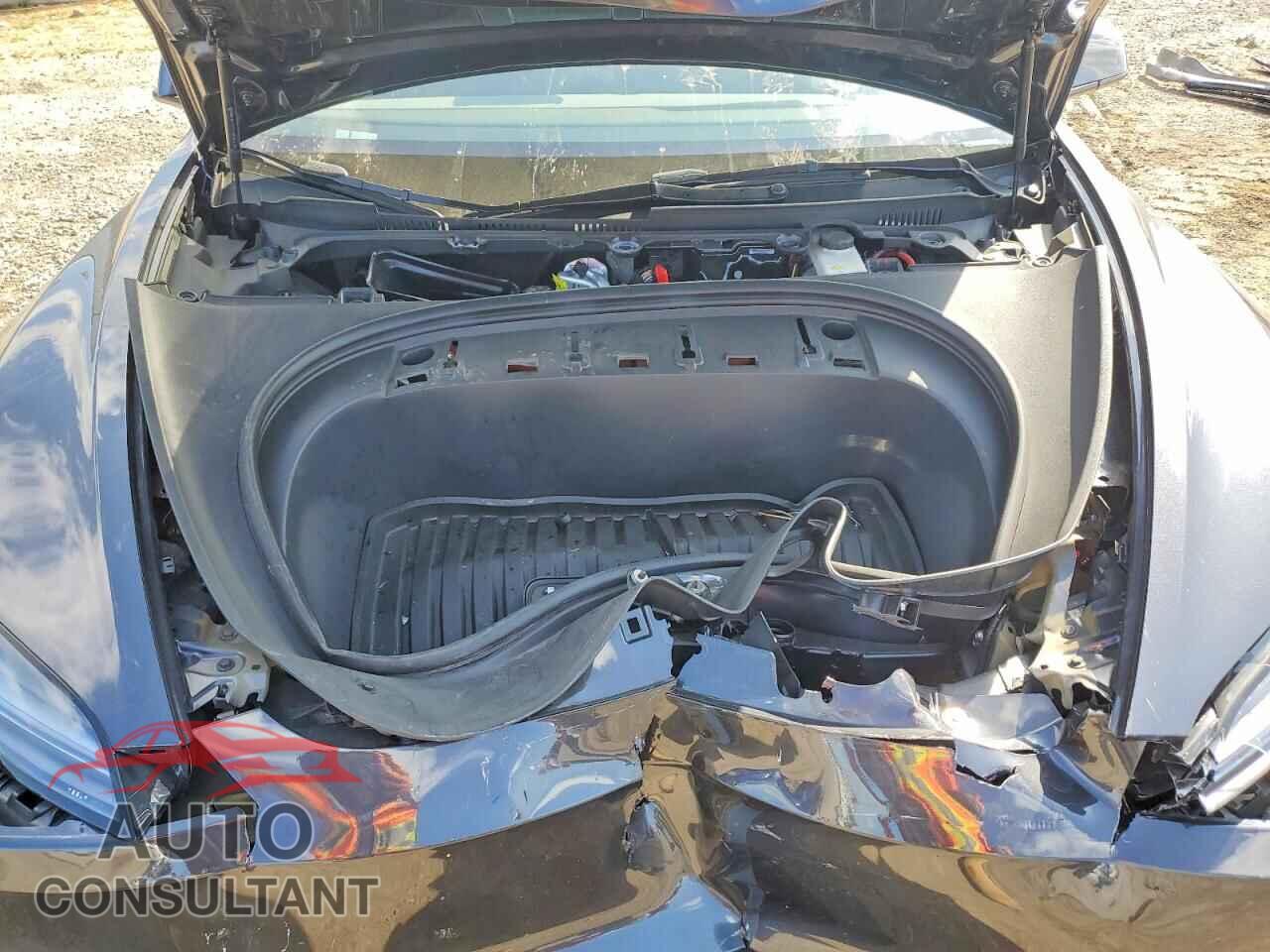 TESLA MODEL 3 2024 - 5YJ3E1EA2RF785951