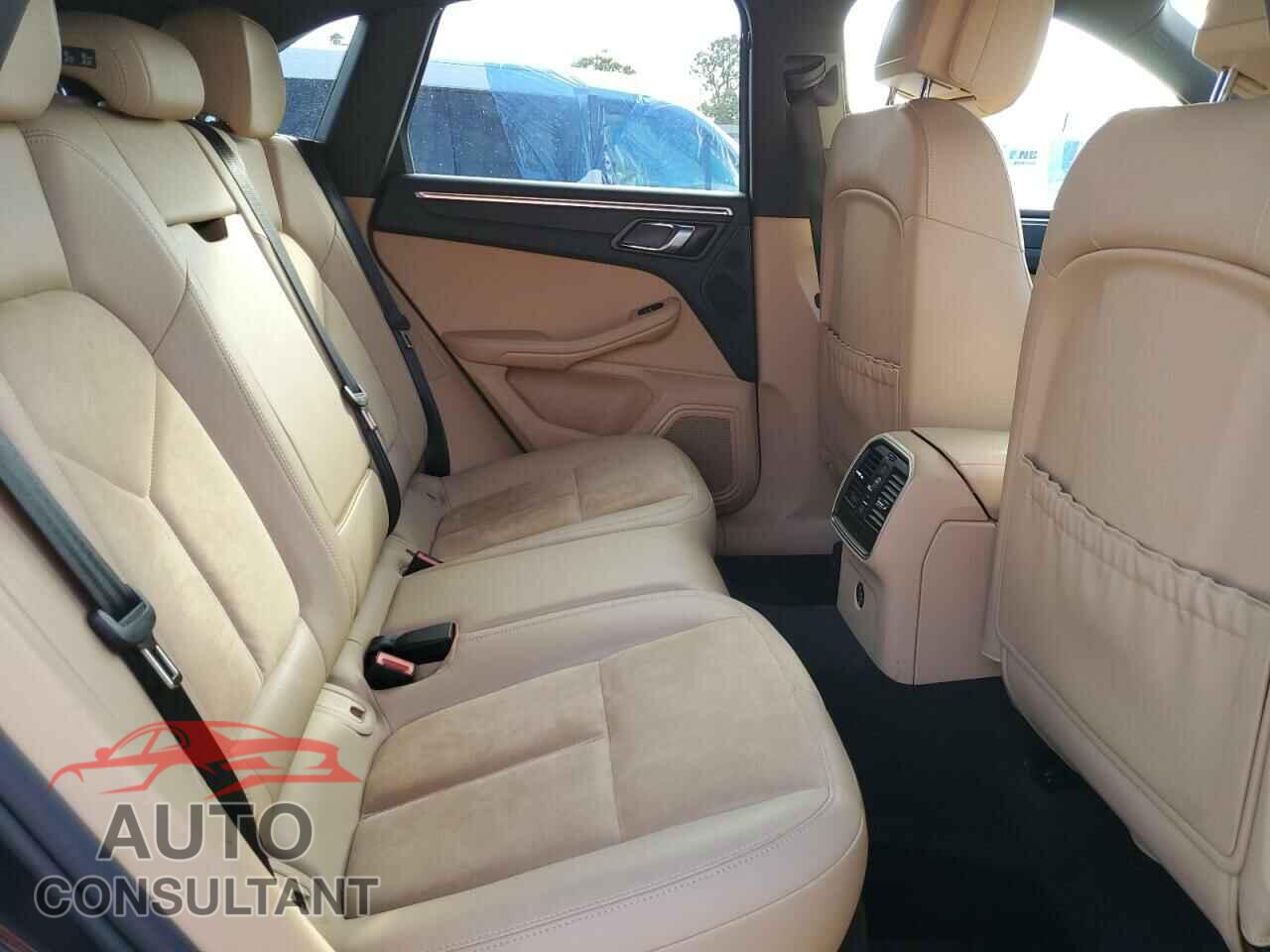 PORSCHE MACAN 2018 - WP1AA2A59JLB23964