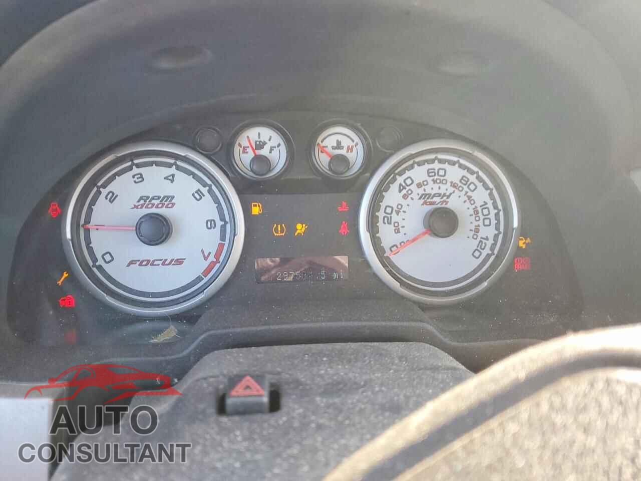 FORD FOCUS 2009 - 1FAHP37N59W102914