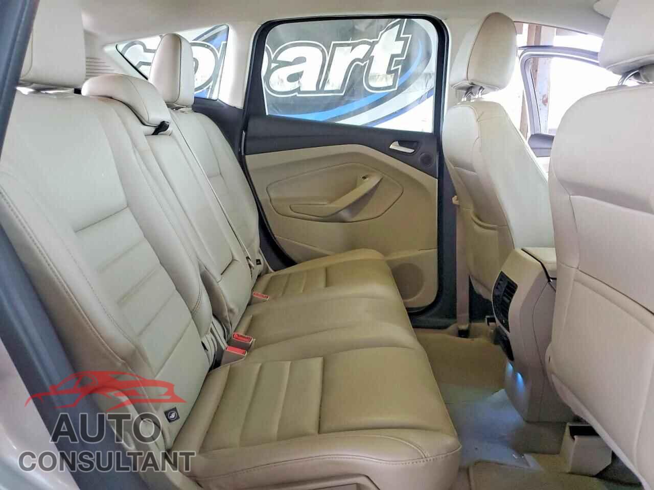 FORD CMAX 2015 - 1FADP5CU6FL104319