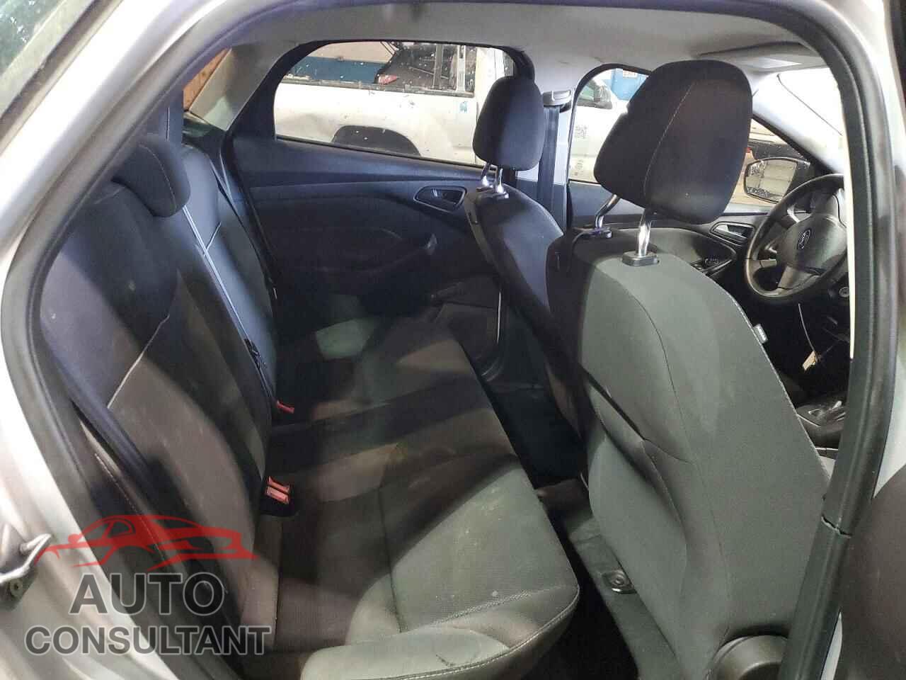 FORD FOCUS 2013 - 1FADP3E24DL169151